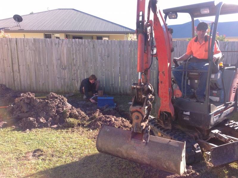 Pumped storm water drainage system